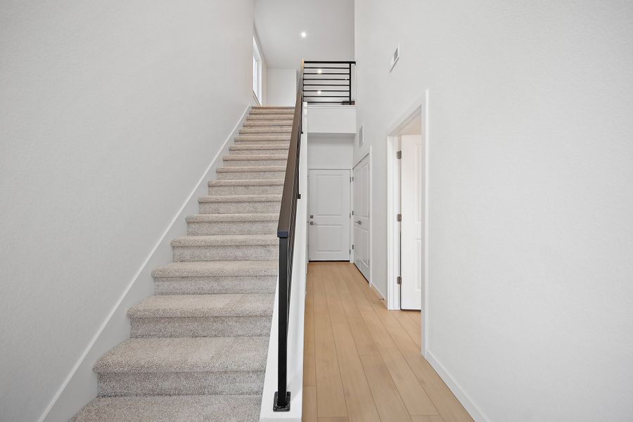 Spacious, unfurnished interior of a new home in The Commons at Victory Ridge, Colorado Springs (Image 23).