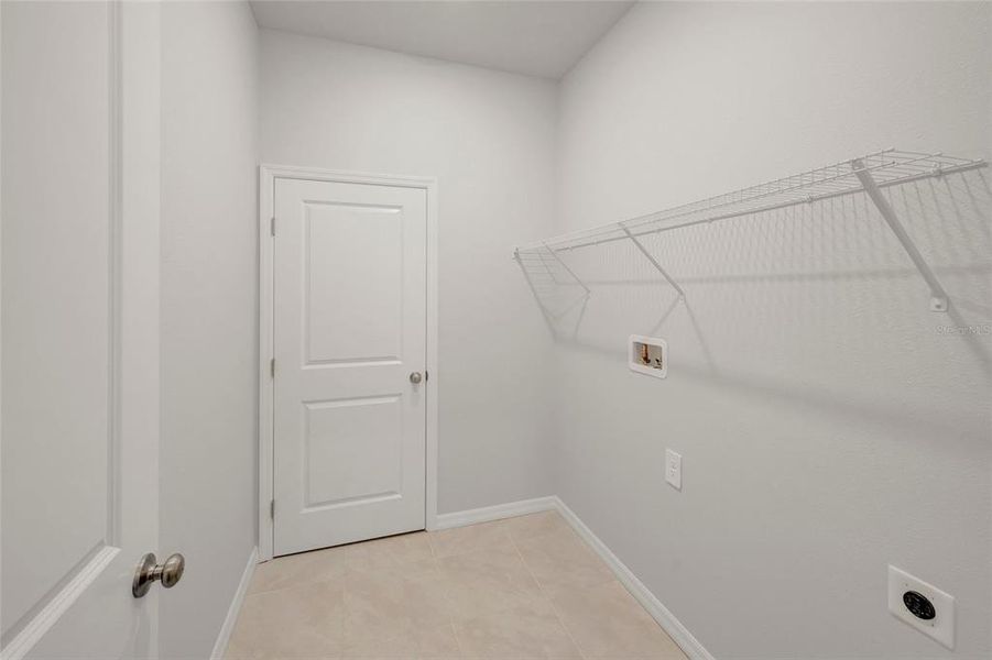 Spacious, unfurnished interior of a new home in Southwind – Classic Series, Plant City (Image 19).