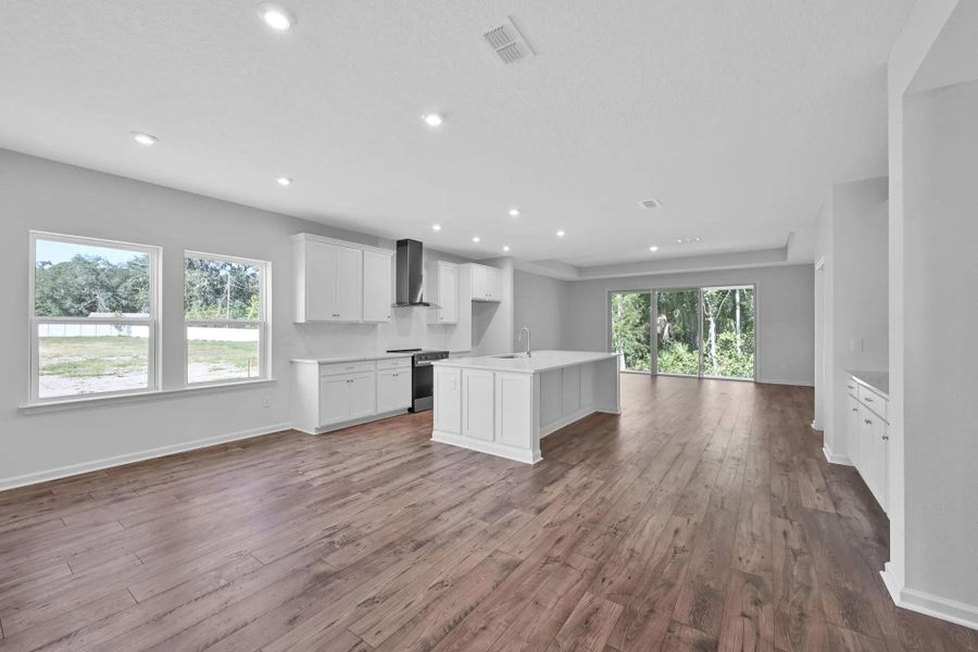 The Crane Dining Area