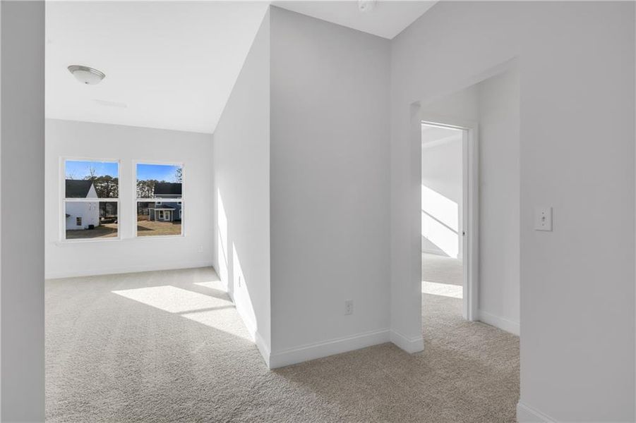 Spacious, unfurnished interior of a new home in Pickens Bluff, Hiram (Image 29).