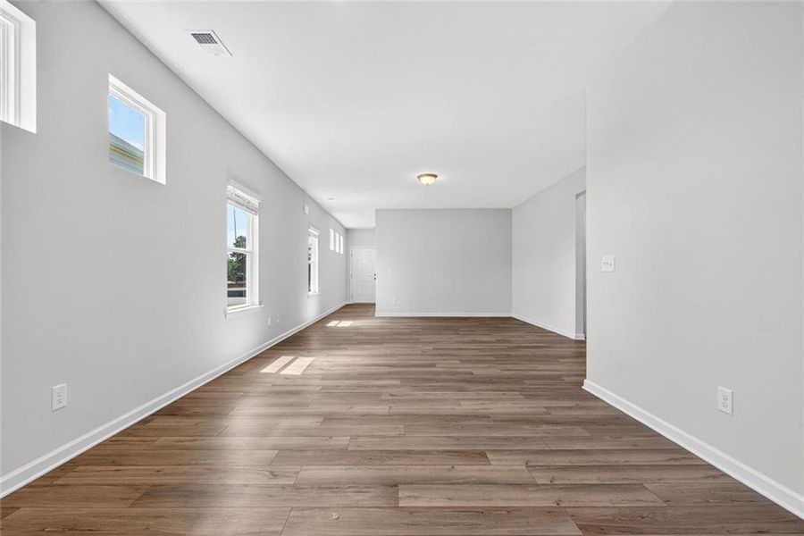 Spacious, unfurnished interior of a new home in Fair Oak, Calhoun (Image 21). Spacious, unfurnished interior of a new home in Fair Oak, Calhoun (Image 21).