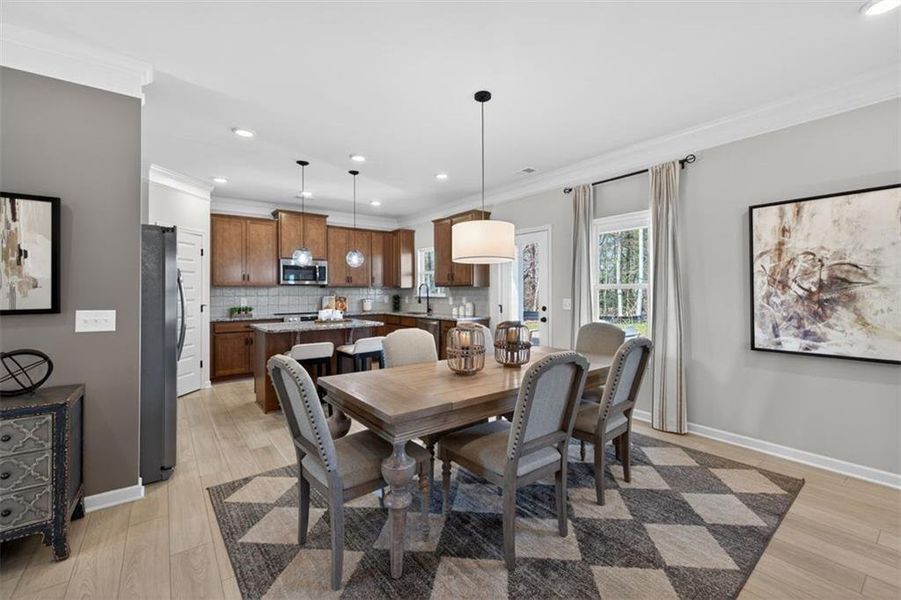 Furnished interior view inside a new home in Saddle Ridge, Calhoun (Image 3). Furnished interior view inside a new home in Saddle Ridge, Calhoun (Image 3).