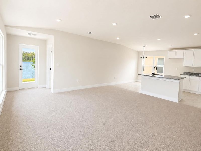 Spacious, unfurnished interior of a new home in Harmony Central, St. Cloud (Image 8).