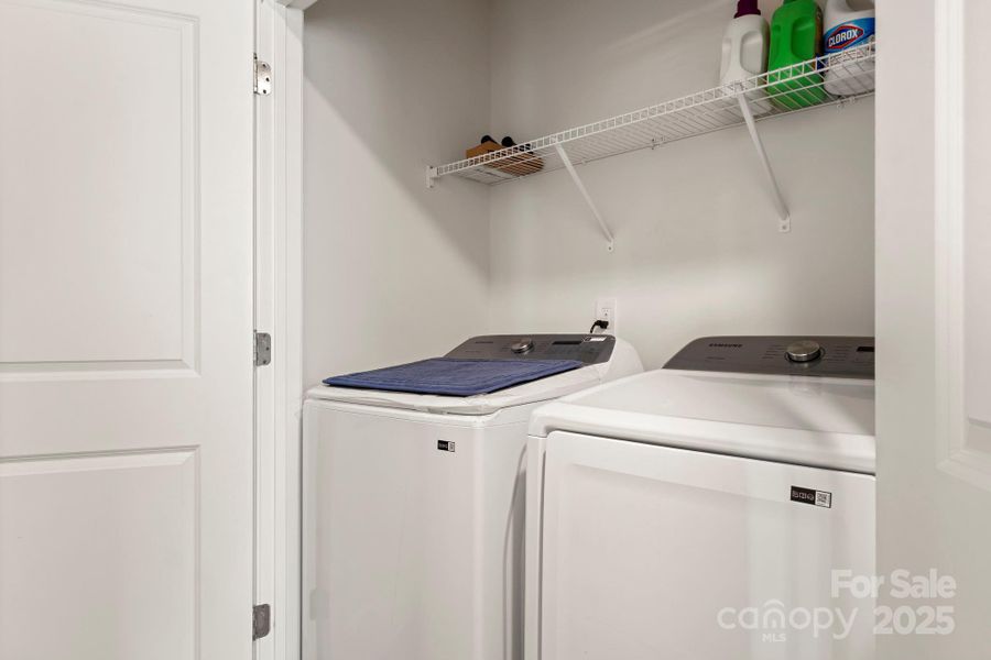 Furnished interior view inside a new home in Mills at Long Creek, Dallas (Image 4).