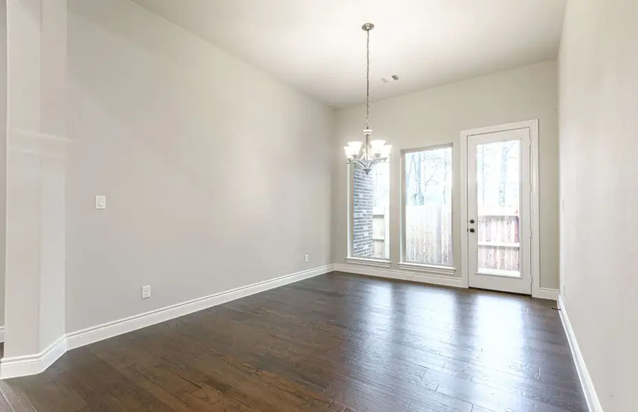 Representative unfurnished interior of a home built from the 3616 by Ravenna Homes in Artavia 70′, Conroe (Image 32).