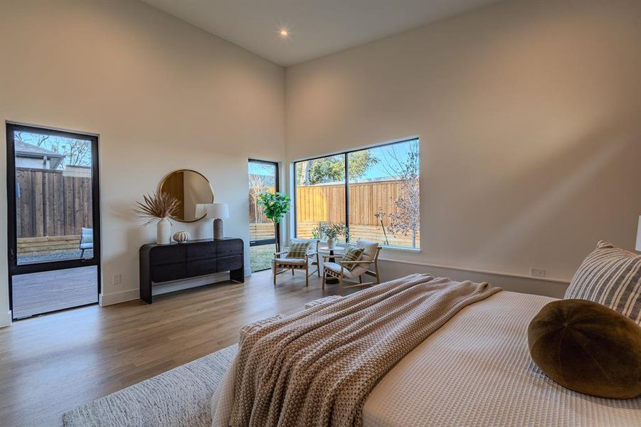 Furnished interior view inside a new home in , Dallas (Image 28).