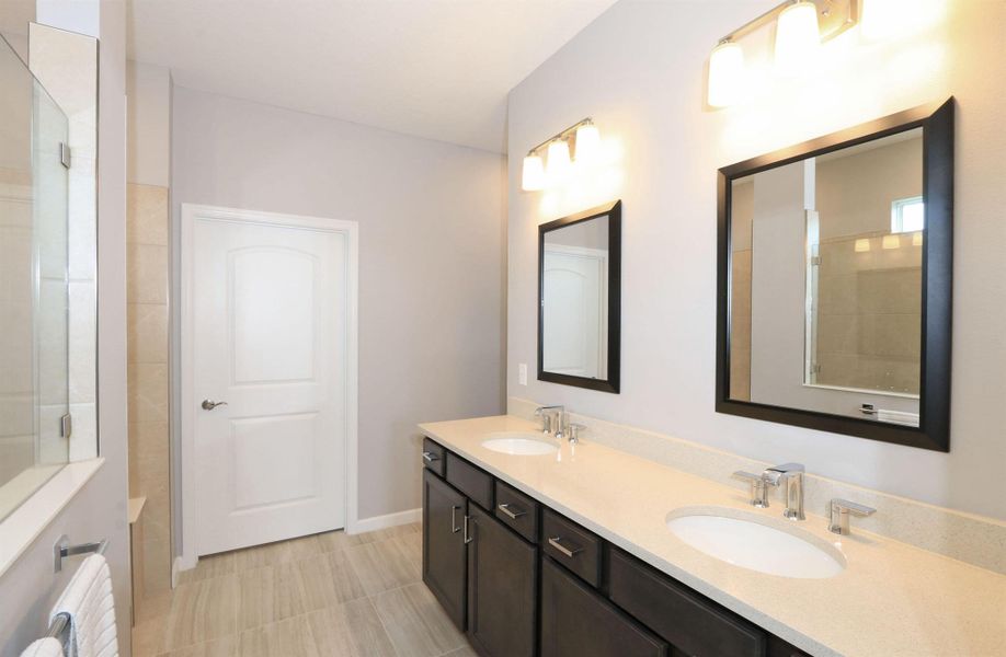 Furnished interior view inside a new home in , Port St. Lucie (Image 7).