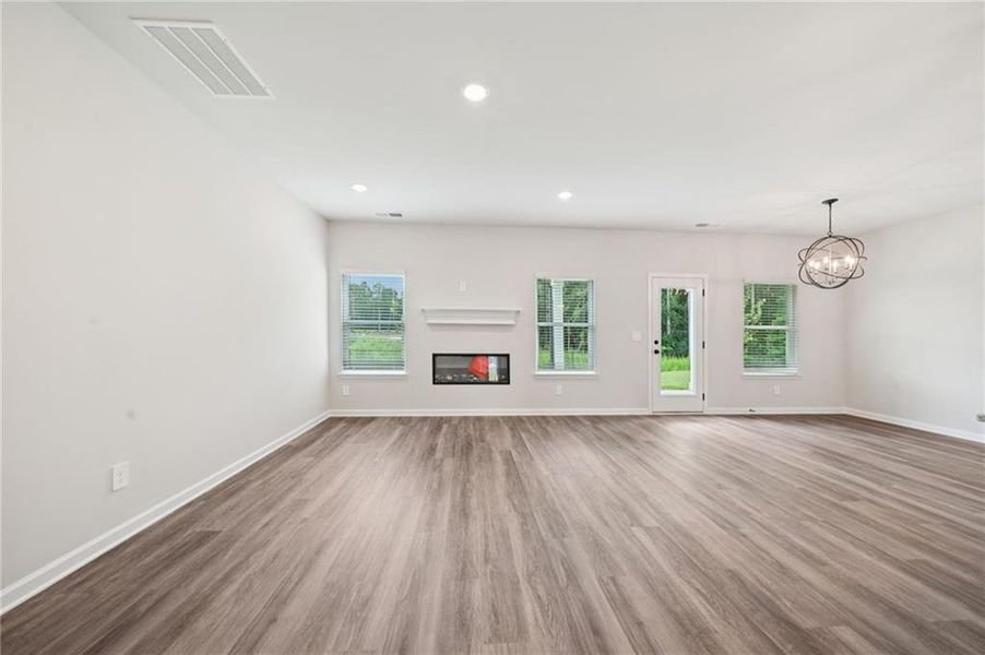 Spacious, unfurnished interior of a new home in Vines at Mill Creek - Estate Series, Braselton (Image 23).