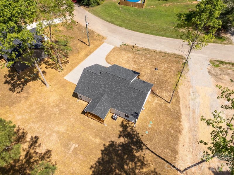 Image 34 of a home in .