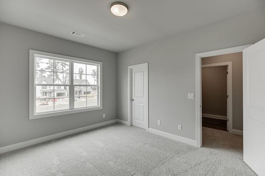 Spacious, unfurnished interior of a new home in , Suwanee (Image 25).