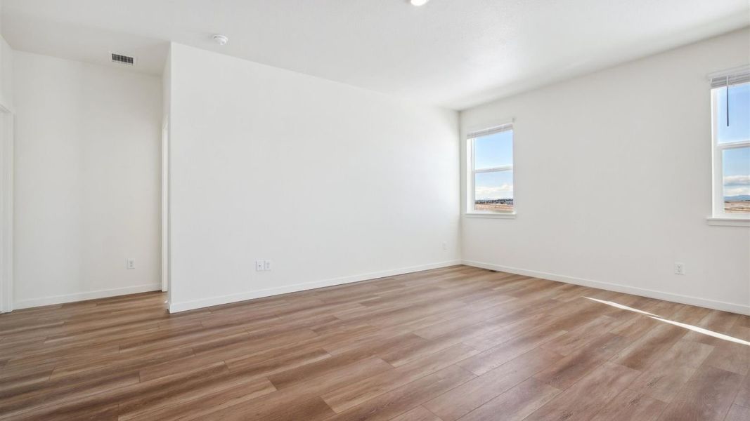 Spacious, unfurnished interior of a new home in Spring Valley Ranch, Elizabeth (Image 7).