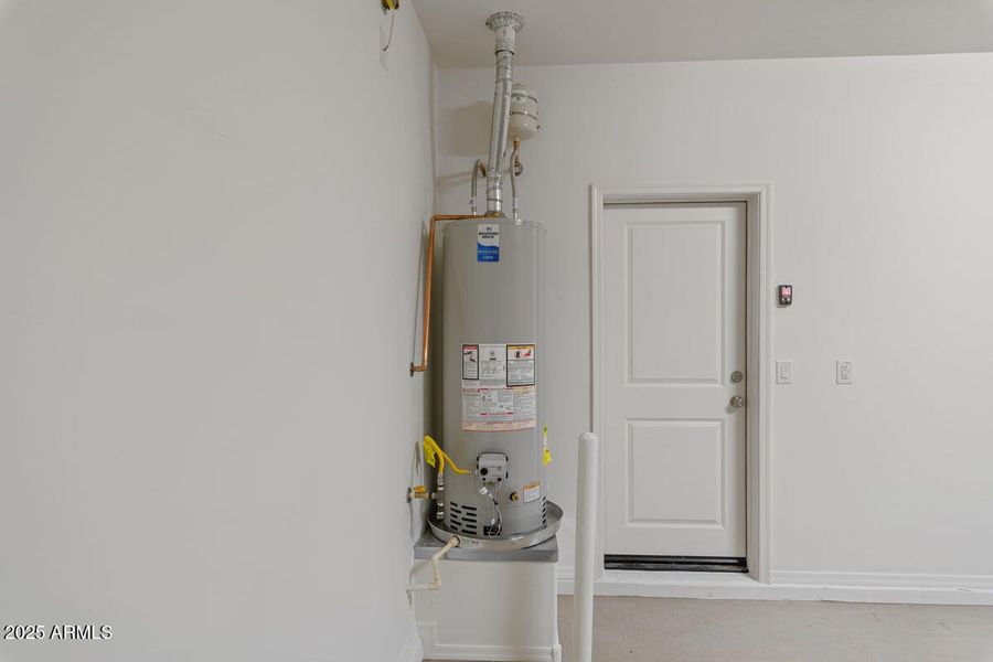 KBPHX_MIR_DesertOasis-Lot141_8656-1200