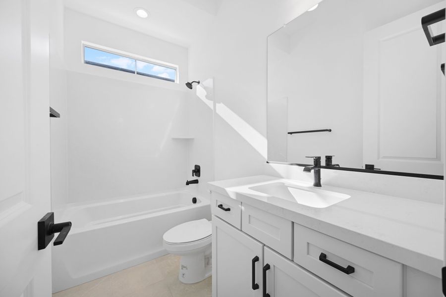 Furnished interior view inside a new home in Aloravita South, Peoria (Image 16).