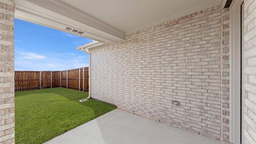 24. 613 Wicklow - Patio