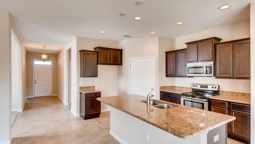 Image 23 of the Preserves at Lakeside Landings community in Winter Haven, FL.