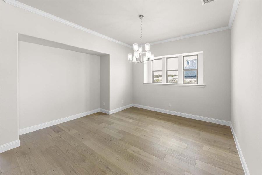 Representative unfurnished interior of a home built from the Larue by Pacesetter Homes in Nelson Lake, Rockwall (Image 21).