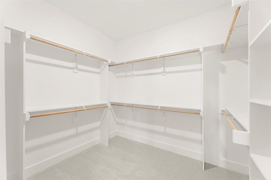 13_14. 2610 Honor - Closet