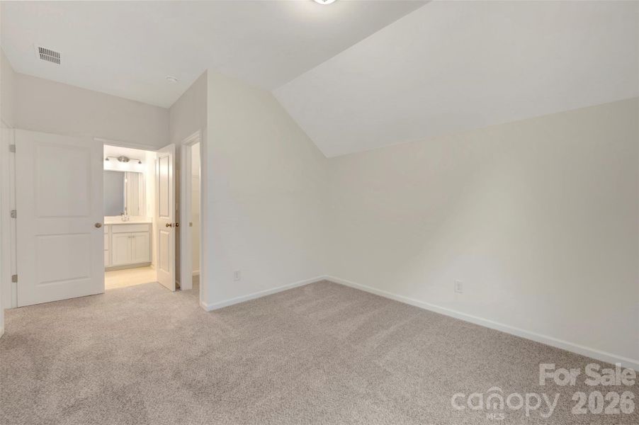 Secondary bedroom