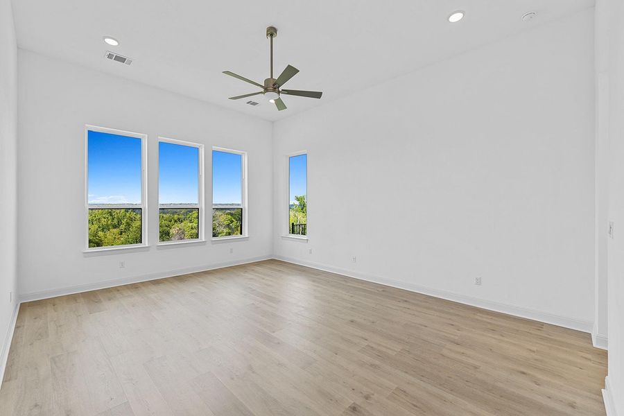 Spacious, unfurnished interior of a new home in Lariat - 80', Liberty Hill (Image 20). Spacious, unfurnished interior of a new home in Lariat - 80', Liberty Hill (Image 20).