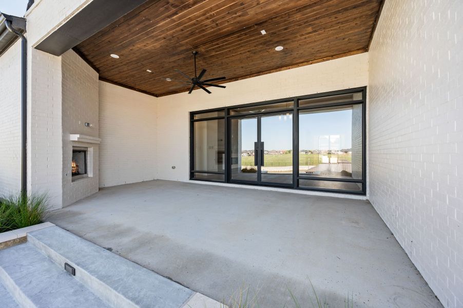 Exterior details and patio area of a home in The Resort on Eagle Mt. Lake, Fort Worth (Image 4).