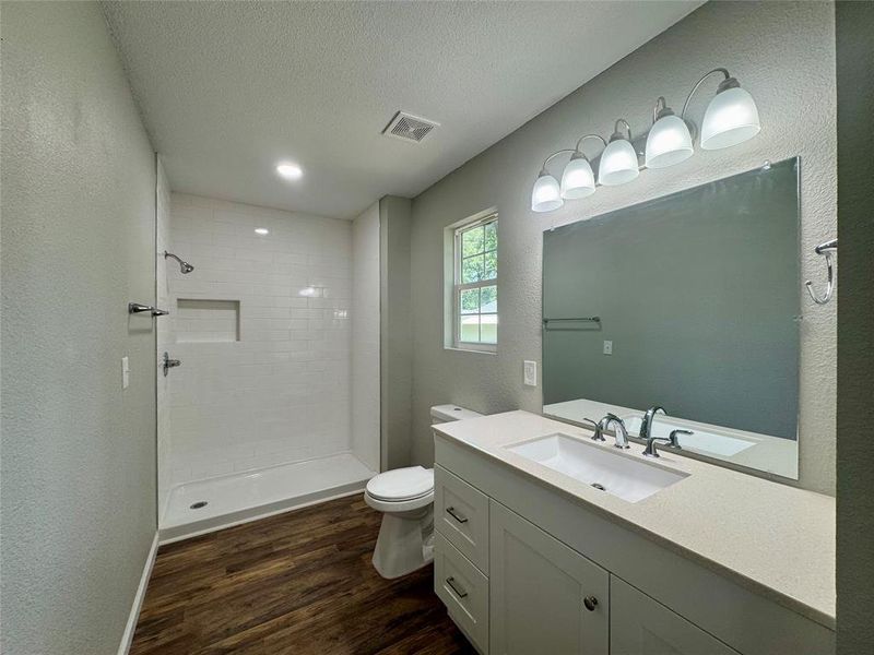 Furnished interior view inside a new home in , Mabank (Image 3). Furnished interior view inside a new home in , Mabank (Image 3).