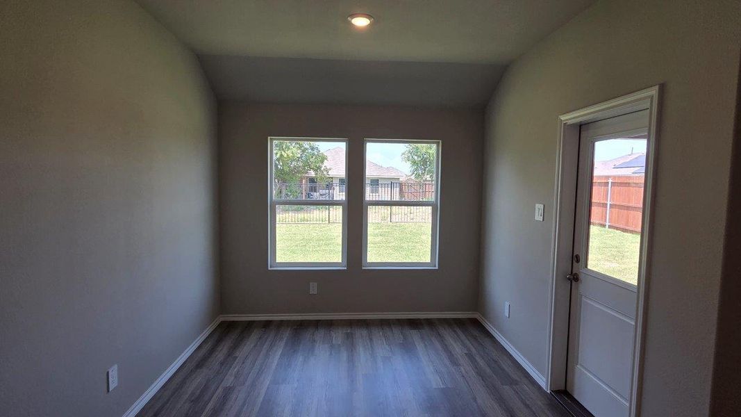 Spacious, unfurnished interior of a new home in Lonestar at Liberty Trails, Fort Worth (Image 6).