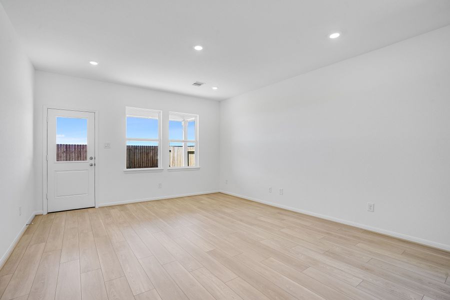 Representative unfurnished interior of a home built from the Paisley by Taylor Morrison in Hockley Meadows, Hockley (Image 15).