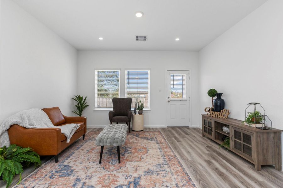 Furnished interior view inside a new home in Holly Ridge, Rosenberg (Image 31).