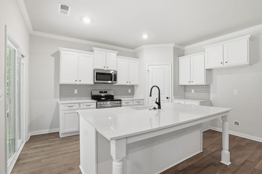 Representative furnished interior of a home built from the Hawthorne Select M by McGuinn Homes in Broadway Lake, Anderson (Image 6). Representative furnished interior of a home built from the Hawthorne Select M by McGuinn Homes in Broadway Lake, Anderson (Image 6).