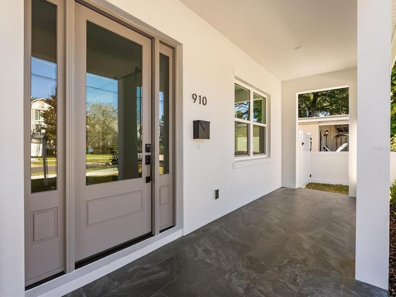 Exterior details and patio area of a home in , Orlando (Image 35).