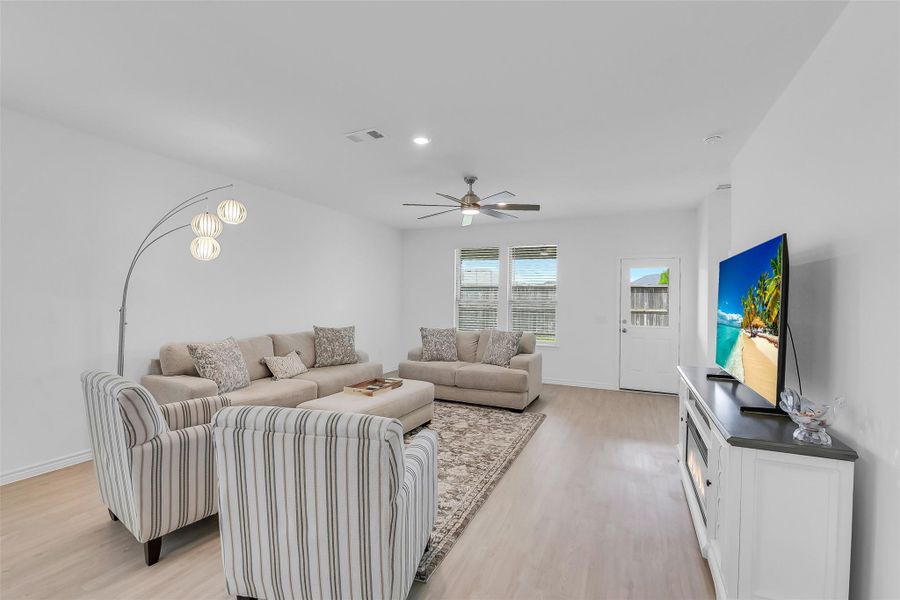 Furnished interior view inside a new home in Mavera, Conroe (Image 12).