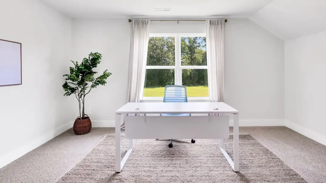 Furnished interior view inside a new home in Merchant Point, Jacksonville (Image 28).