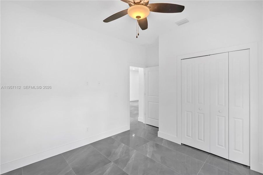Spacious, unfurnished interior of a new home in , Lehigh Acres (Image 31).