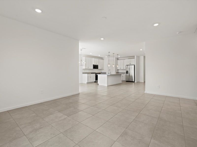 Spacious, unfurnished interior of a new home in Allure Vista Reserve Series, Buckeye (Image 8).