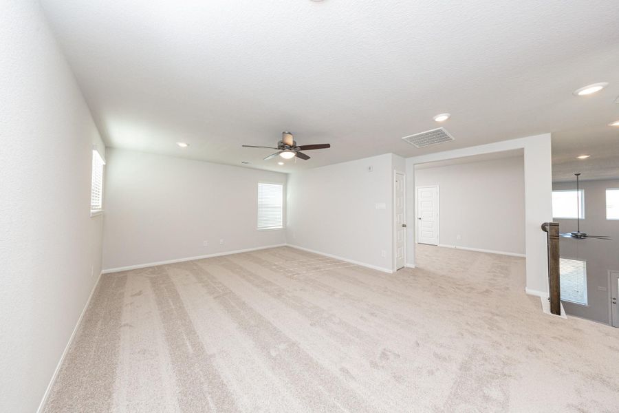Spacious, unfurnished interior of a new home in Bluestem, Brookshire (Image 20).
