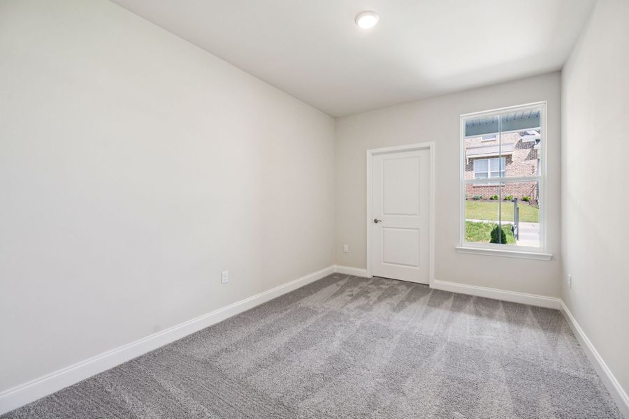 Representative unfurnished interior of a home built from the Hickory by Ashton Woods in Stewart's Glen | 55+ Community, Smyrna (Image 12).