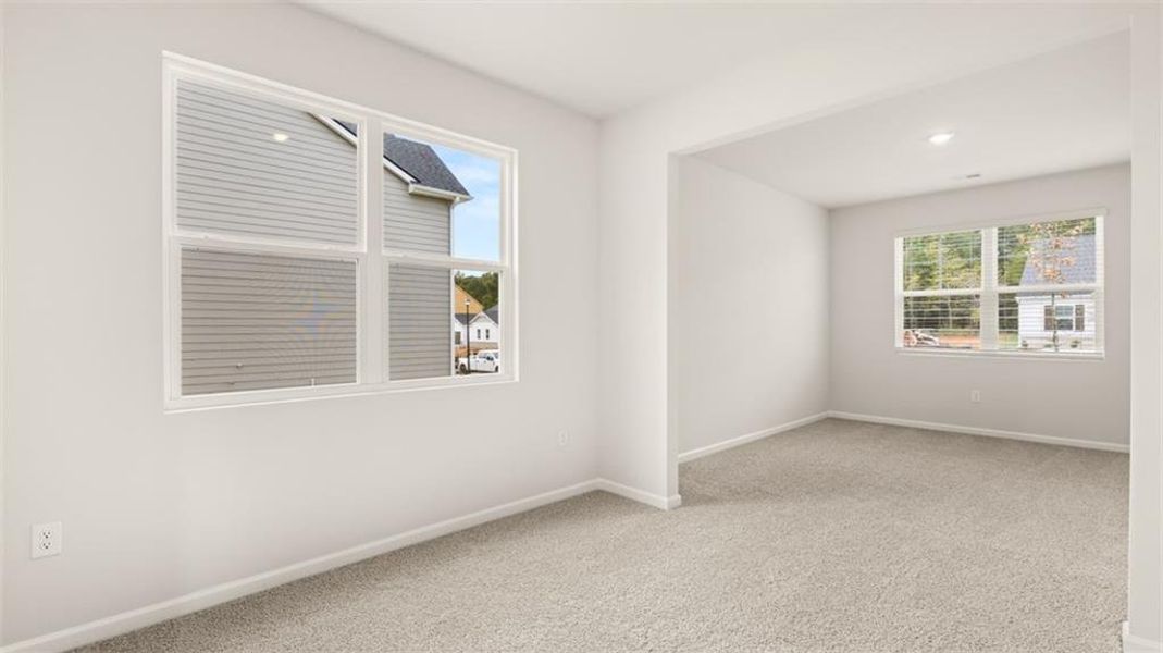 Spacious, unfurnished interior of a new home in Preserve at Dove Creek, Winder (Image 35).