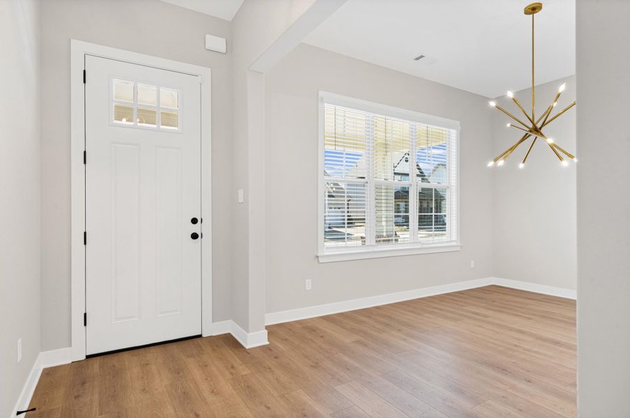 Spacious, unfurnished interior of a new home in Lockwood, Collierville (Image 13).