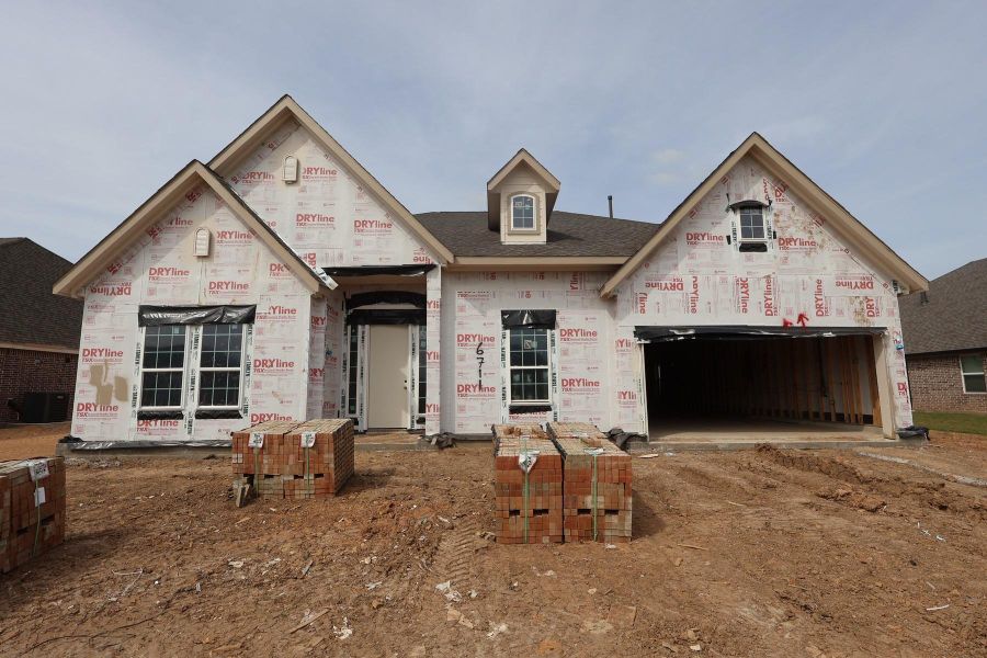 One story home with 4 beds, 3 baths, and 3 car tandem garage One story home with 4 beds, 3 baths, and 3 car tandem garage