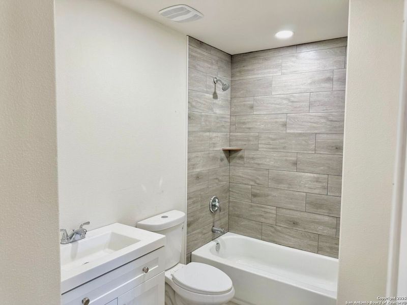 Image 15 of a home in . Image 15 of a home in .