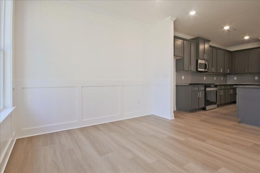 Spacious, unfurnished interior of a new home in Cooper's Walk, Loganville (Image 13).