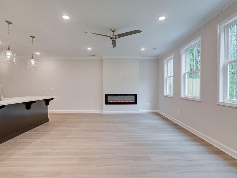 Spacious, unfurnished interior of a new home in Cherokee Township, Acworth (Image 24).