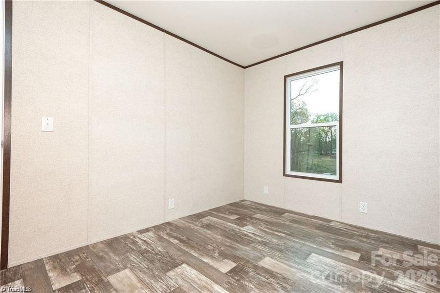 Spacious, unfurnished interior of a new home in , Taylorsville (Image 31).