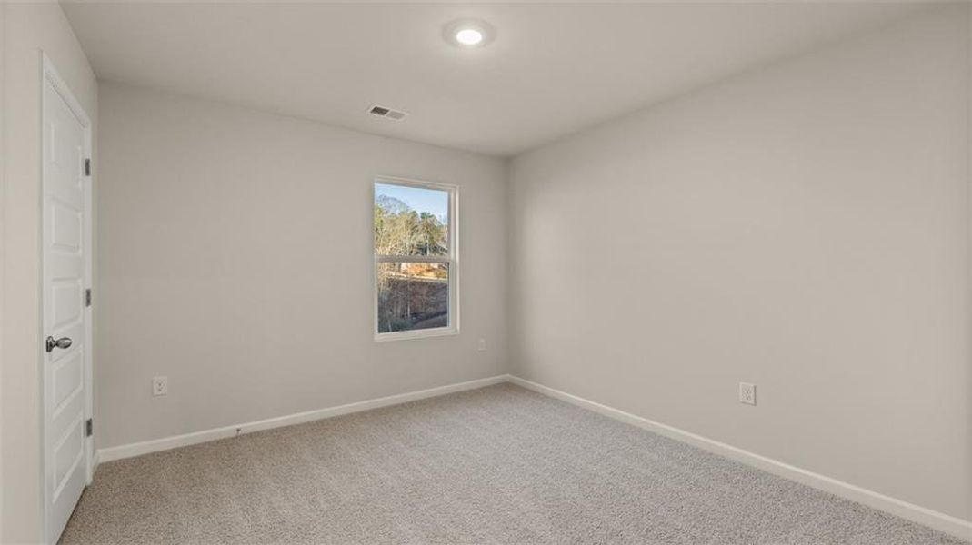 Spacious, unfurnished interior of a new home in Brooks Station, Dacula (Image 20).