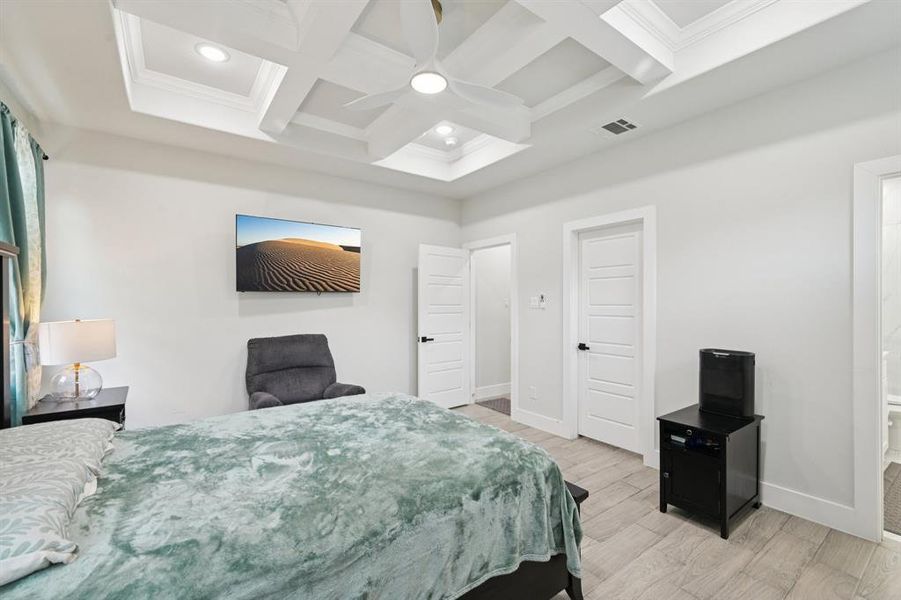 Furnished interior view inside a new home in , Granbury (Image 30).