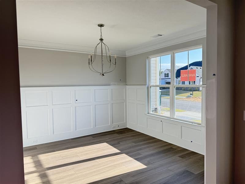 Spacious, unfurnished interior of a new home in Windsor, North Augusta (Image 13). Spacious, unfurnished interior of a new home in Windsor, North Augusta (Image 13).