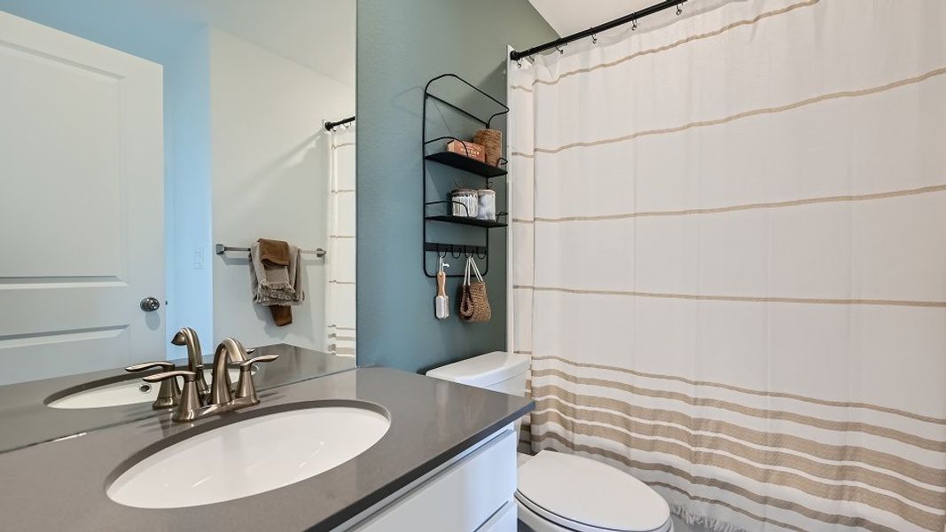 3010 Aspen Bath2 F2 Base2 3010 Aspen Bath2 F2 Base2