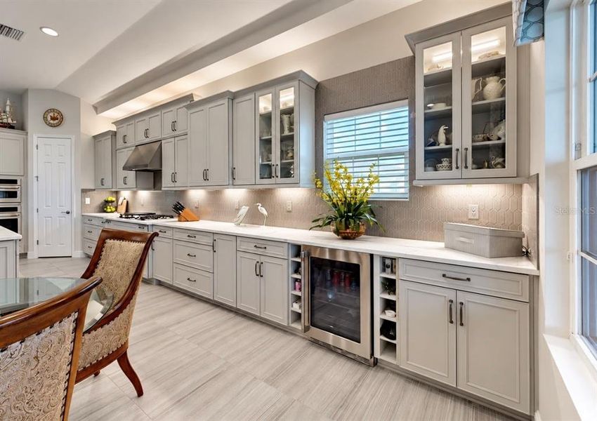 Furnished interior view inside a new home in , Apollo Beach (Image 11).