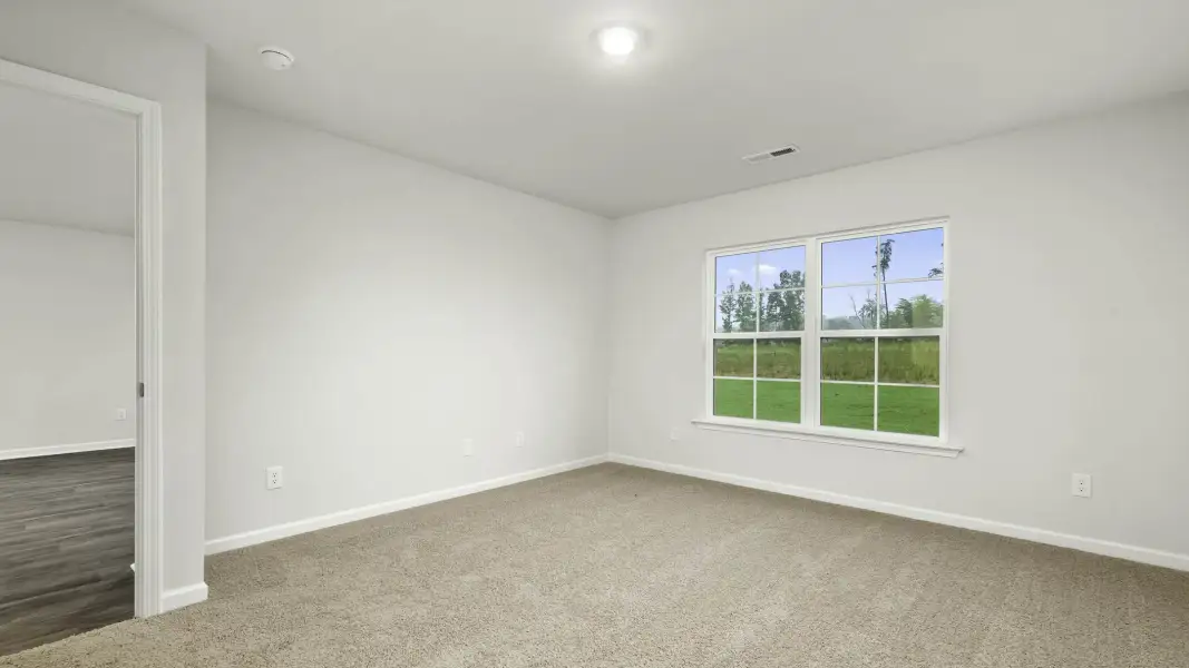 Spacious, unfurnished interior of a new home in Chandler Pointe, Rural Hall (Image 12).