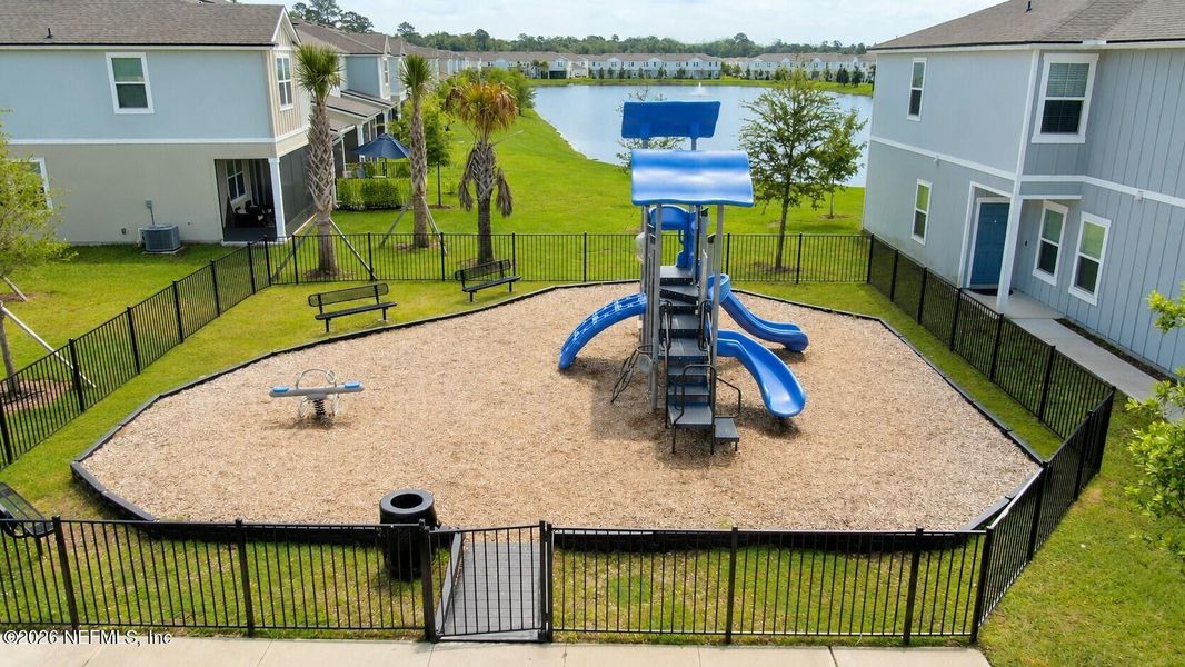 Community amenities in , St. Johns (Image 35).